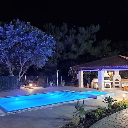 Fiore Di Rodi - Private Pool, Jacuzzi And Barbecue Ialysos  Ngoại thất bức ảnh